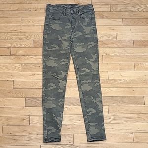 American Eagle size 4